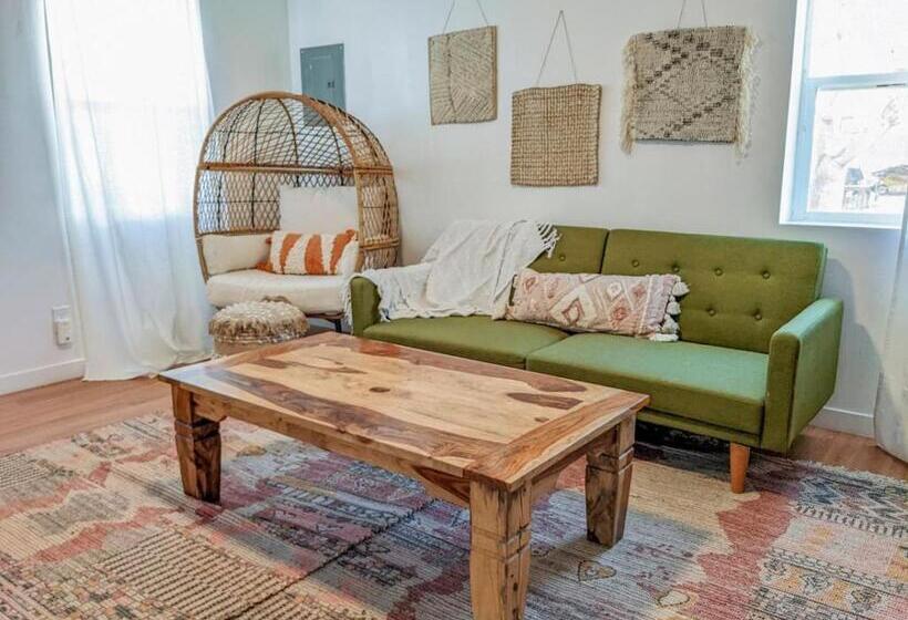 ２ベッドルームアパートメント, Explorer S Haven, Venture Base Unit 5