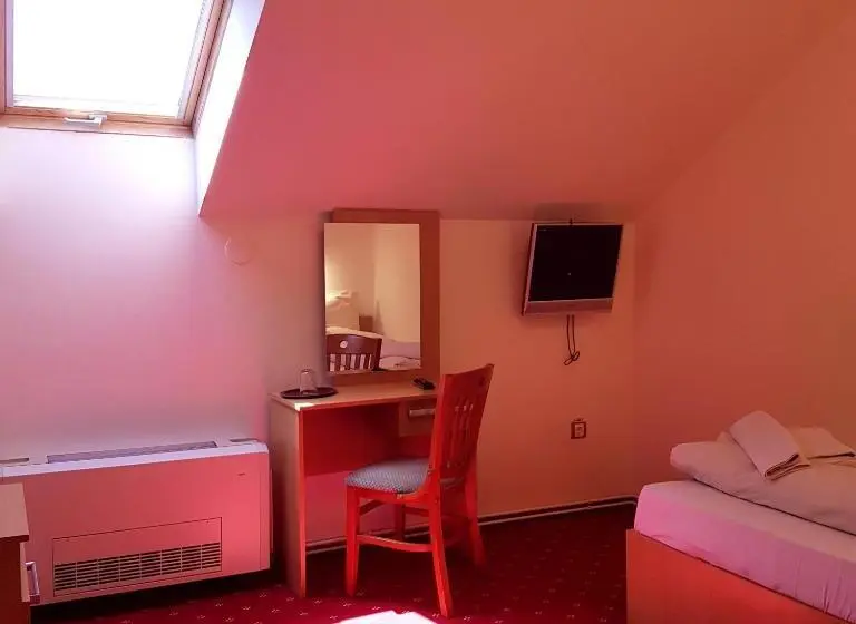 Standard Enkelrum, Motel Vector