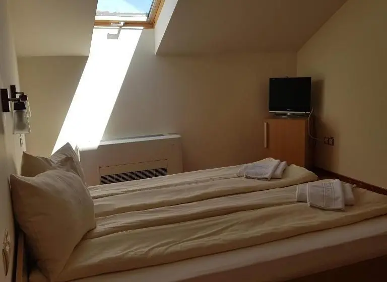 2 Sovrums Lägenhet, Motel Vector