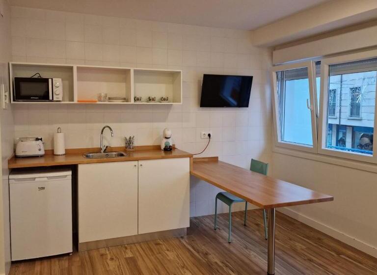 디럭스 트리플 룸, Alojamientos Cando