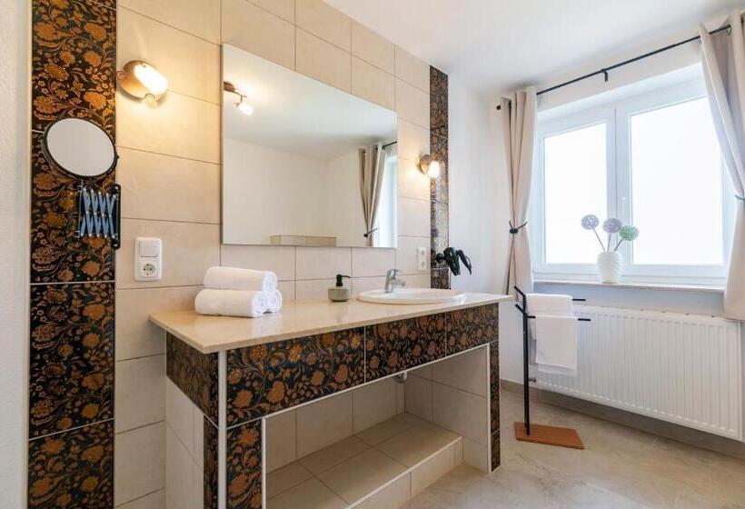 Апартаменты 1 Спальня с Балконом, Pension Memory Ferienapartments & Zimmer In Der Rhön