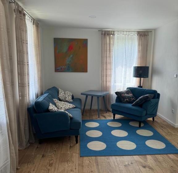 סוויטה דלוקס, Tkalcovna U Zlatého Potoka