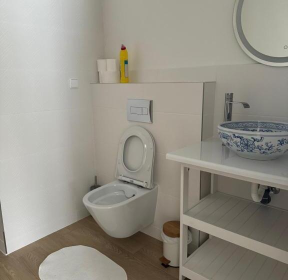 סוויטה דלוקס, Tkalcovna U Zlatého Potoka