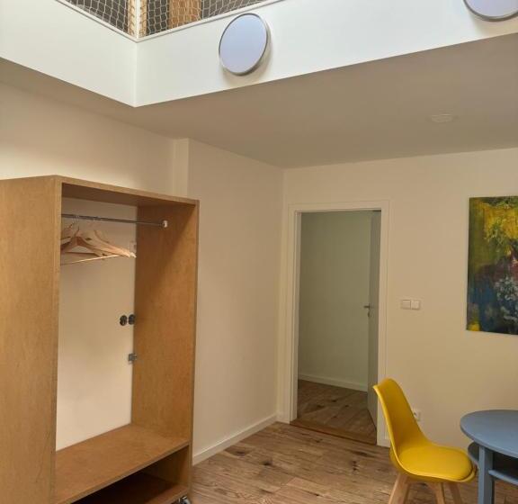 חדר סטנדרט לארבעה, Tkalcovna U Zlatého Potoka