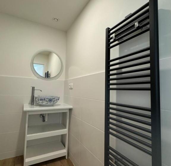 דירת חדר, Tkalcovna U Zlatého Potoka