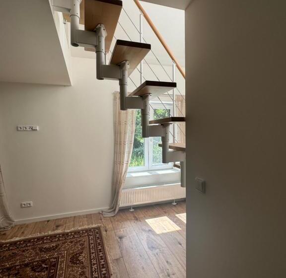 דירת חדר, Tkalcovna U Zlatého Potoka