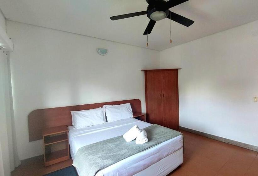 سوییت لوکس, Inhambane