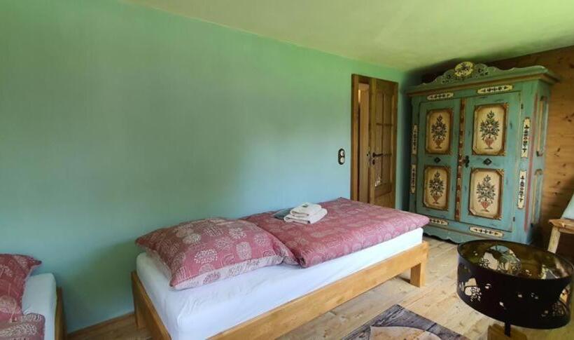 Апартаменты 2 Спальни, Gohrischer Hof Anno 1798