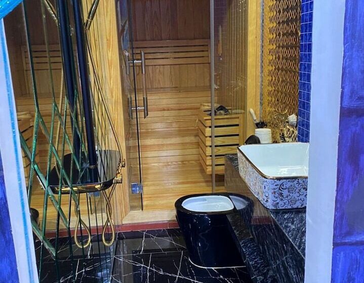 اتاق لوکس, Oyo 1214 Hoang Gia Athena