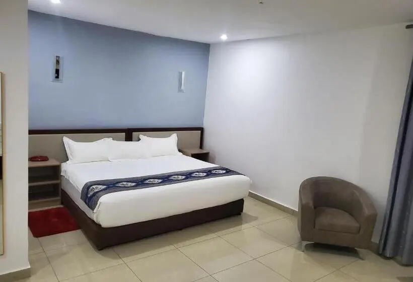エクゼクティブスイート, Lagoon Beach Hotel,keta,ghana