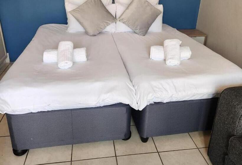 Трехместный Номер Комфорт, La Lucia Beach Villa