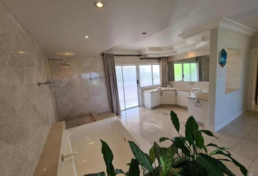 １ベッドルームアパートメント, La Lucia Beach Villa