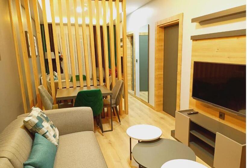 Люкс Повышенной Комфортности, Dinamik Otel Sarıkamış