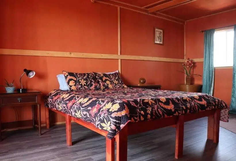バルコニー付きスタンダードルーム, Open Gate Hostel Hawaii