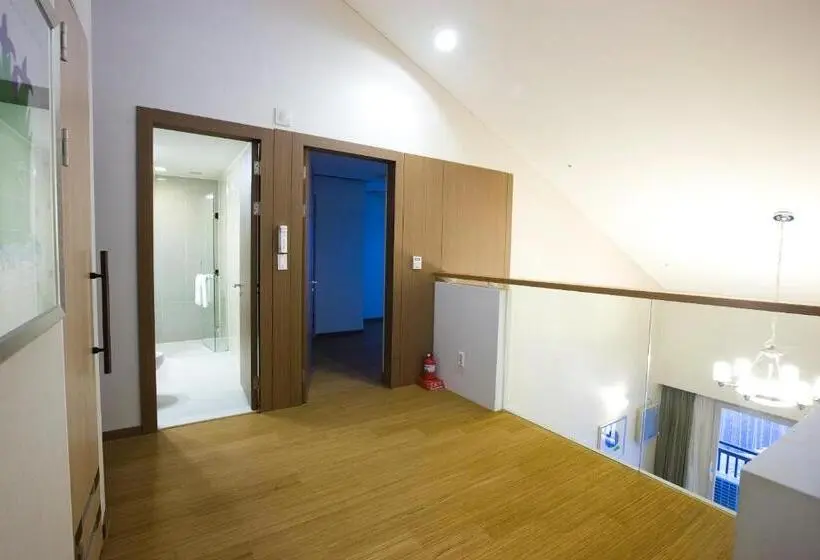 Habitación Familiar, High1 Condominium