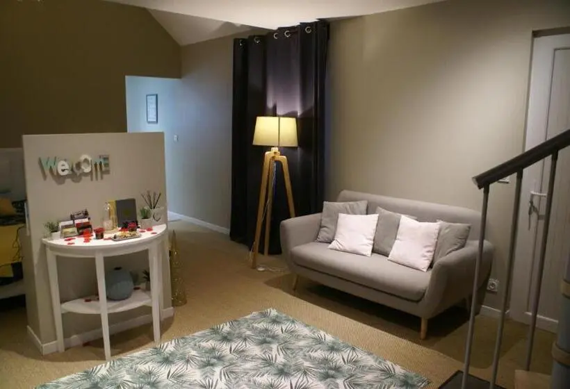 キングサイズベッドのデラックススイート, Magnifique Suite Avec Jacuzzi Privatif