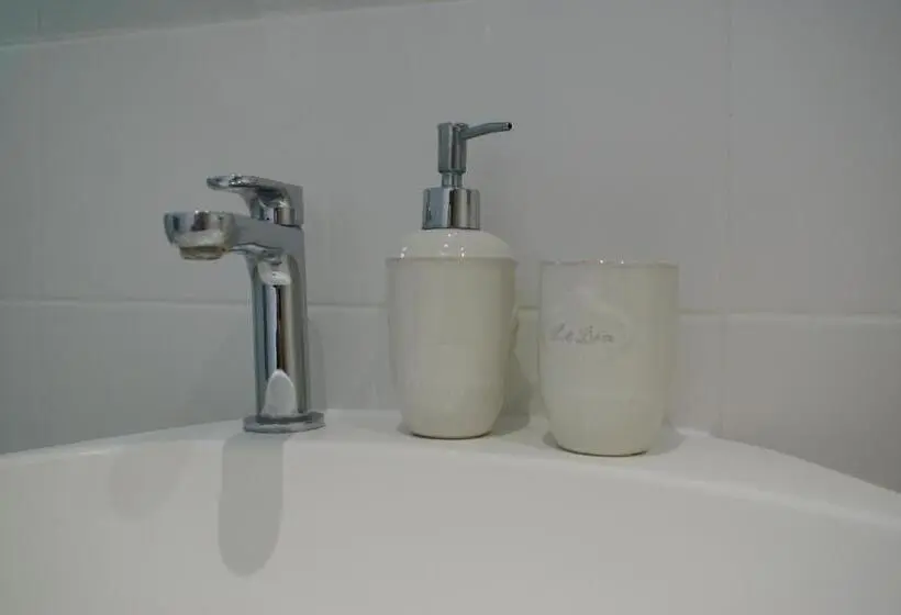 キングサイズベッドのデラックススイート, Magnifique Suite Avec Jacuzzi Privatif
