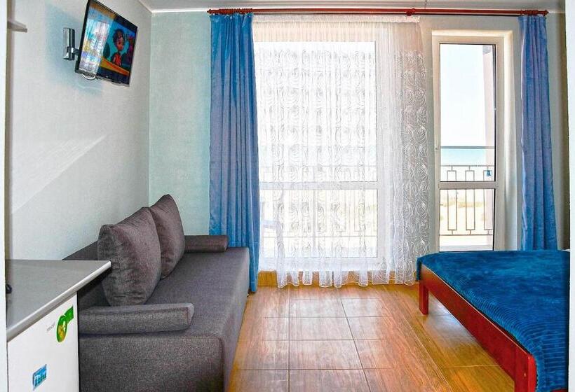 Triple Room Sea View, Golden Beach