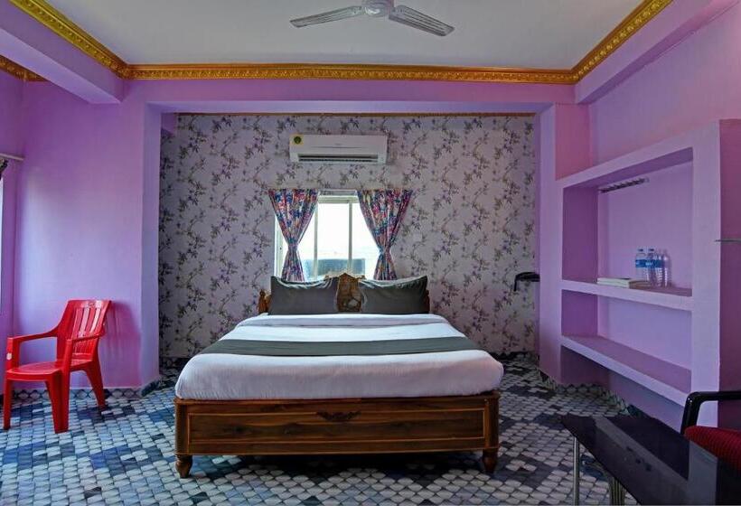 スタンダードルーム, O Sri Govinda