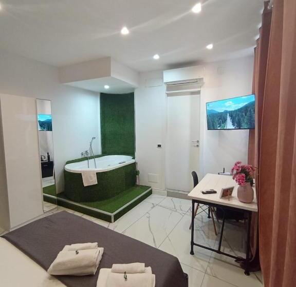 اتاق اکونومی, Black Vulcano Suites&studios