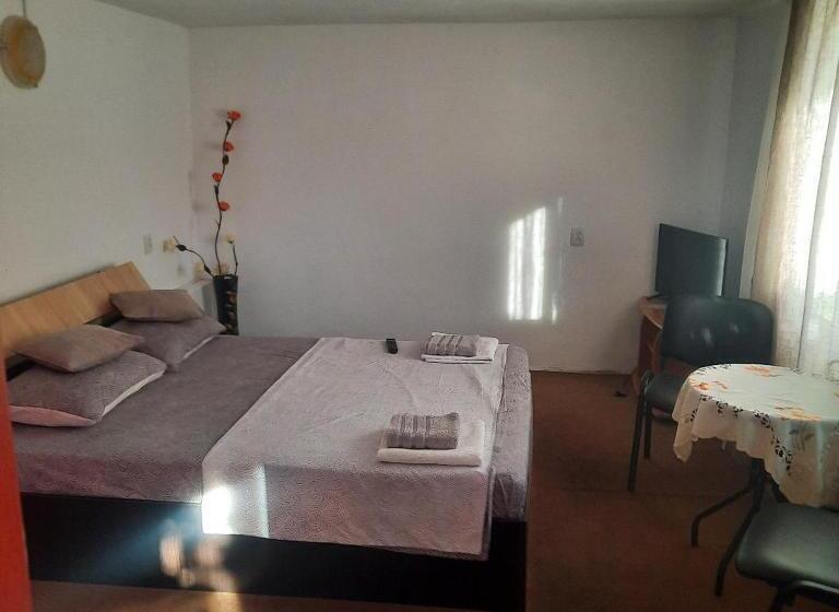 2间卧室的房子, Summer Garden Baile Herculane