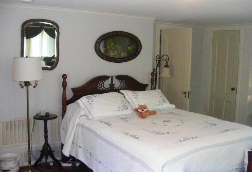 Номер Deluxe, The Tartan Fox At The Meadmere