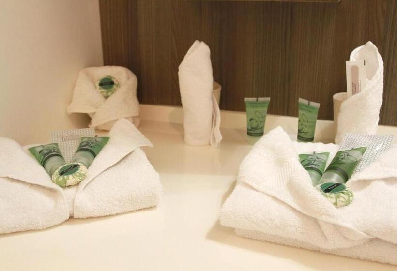 带2个卧室的公寓, Domitys Les Côteaux De L Esterel