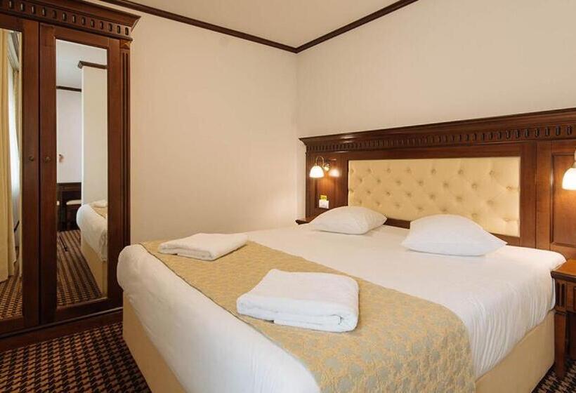 2 Bedrooms Apartment Mountain View, Alpin Rarău