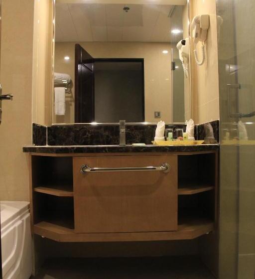 غرفة ديلوكس مزودة بشرفة, Savannah Resort