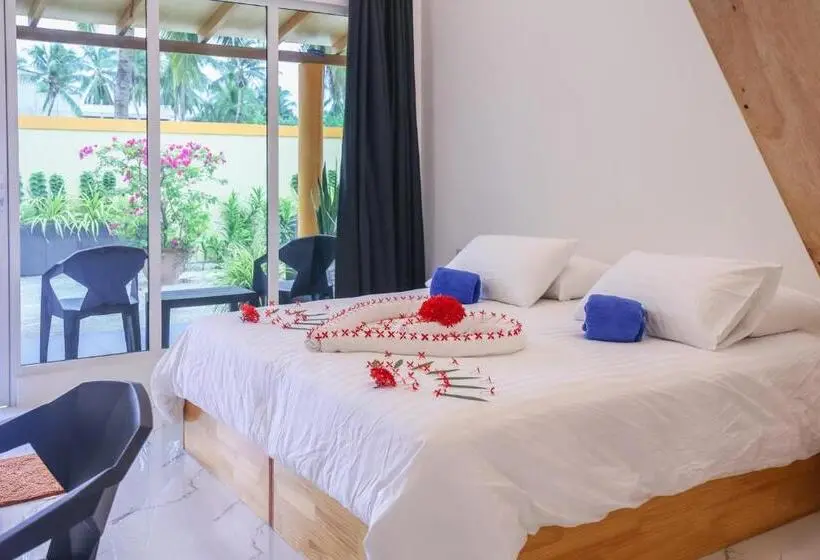 اتاق لوکس, Thoddoo Island Holiday Inn