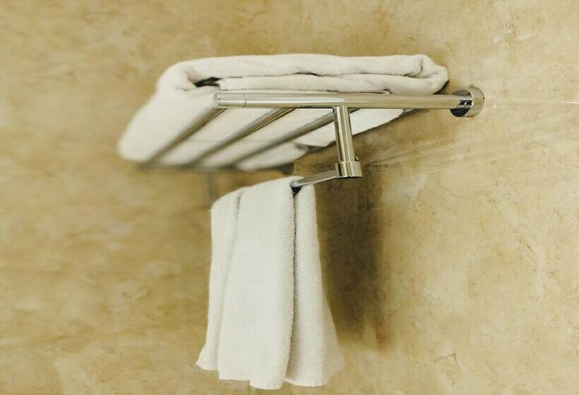 غرفة عائلية, Astara Hotel Balikpapan