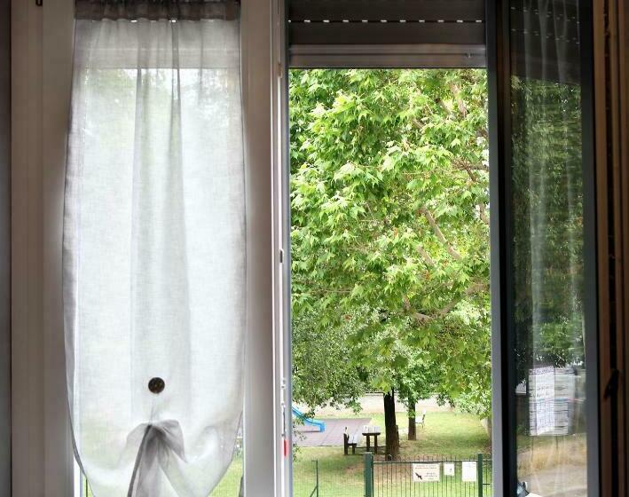 اتاق خانوادگی, B&b Sanrock