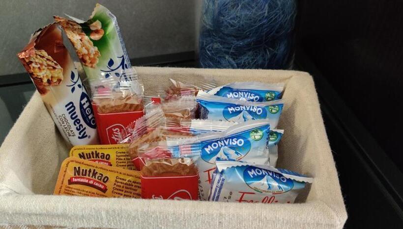 اتاق خانوادگی, B&b Sanrock