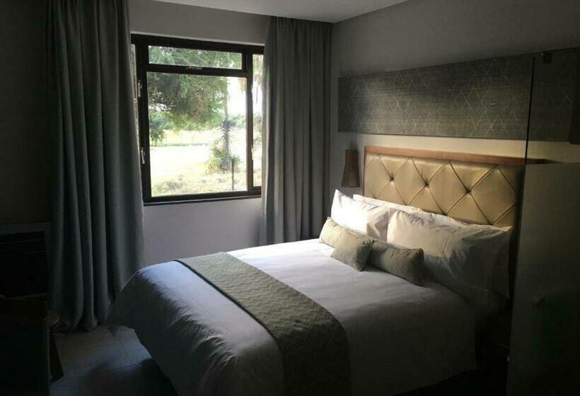 اتاق استاندارد, Cresta Maun