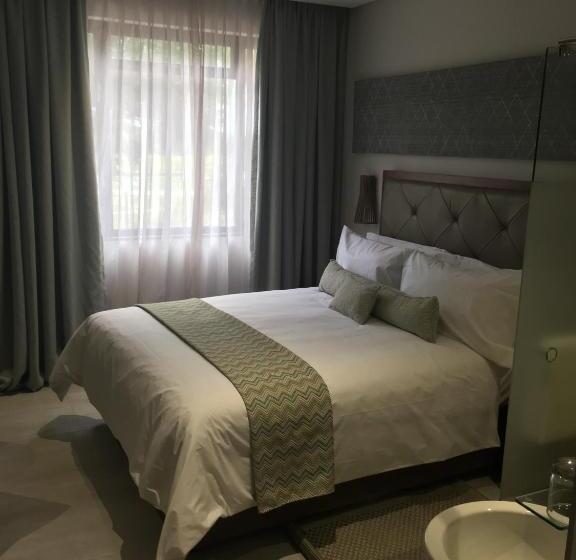 اتاق استاندارد, Cresta Maun