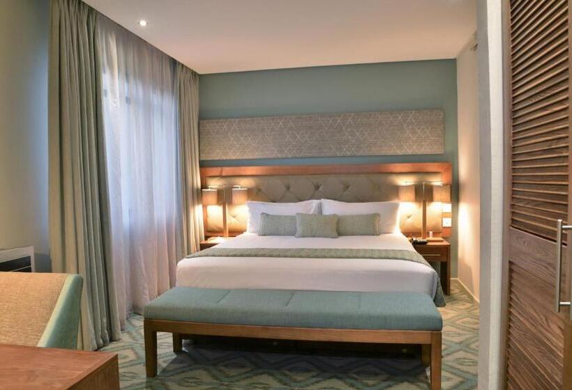 سوییت, Cresta Maun