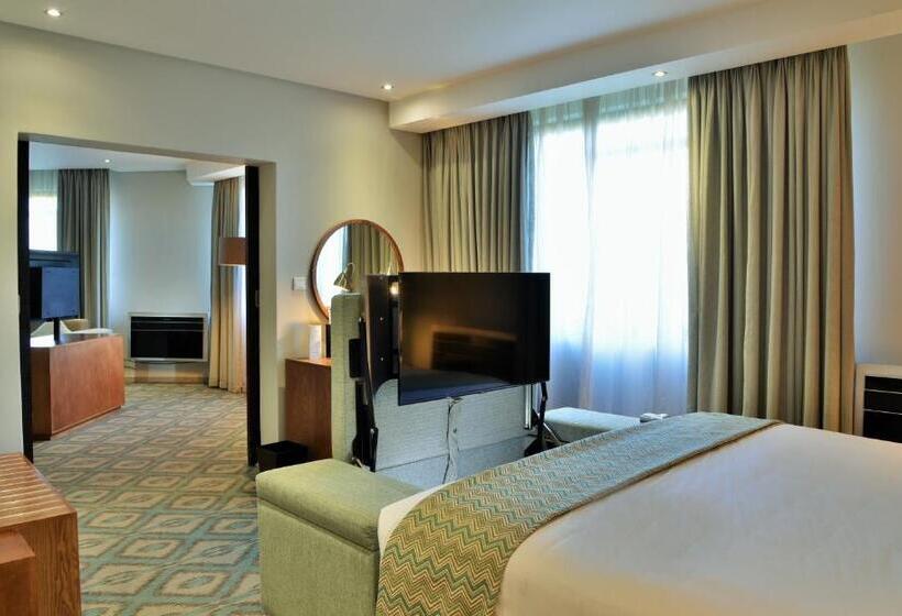 سوئیت پرزیدنت, Cresta Maun