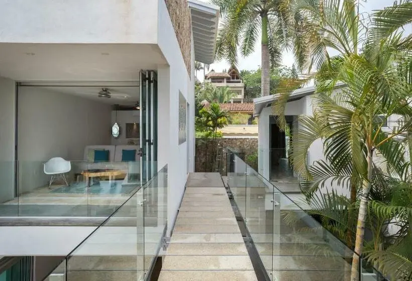 اتاق لوکس با چشمانداز دریا, Anjali Casa Divina