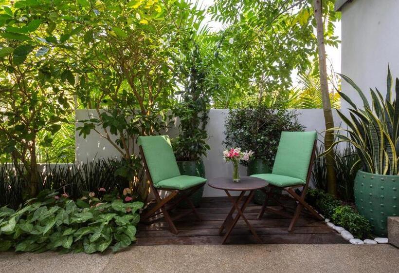 חדר דלוקס נוף לגינה, Anjali Casa Divina