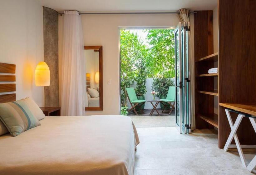 חדר דלוקס נוף לגינה, Anjali Casa Divina