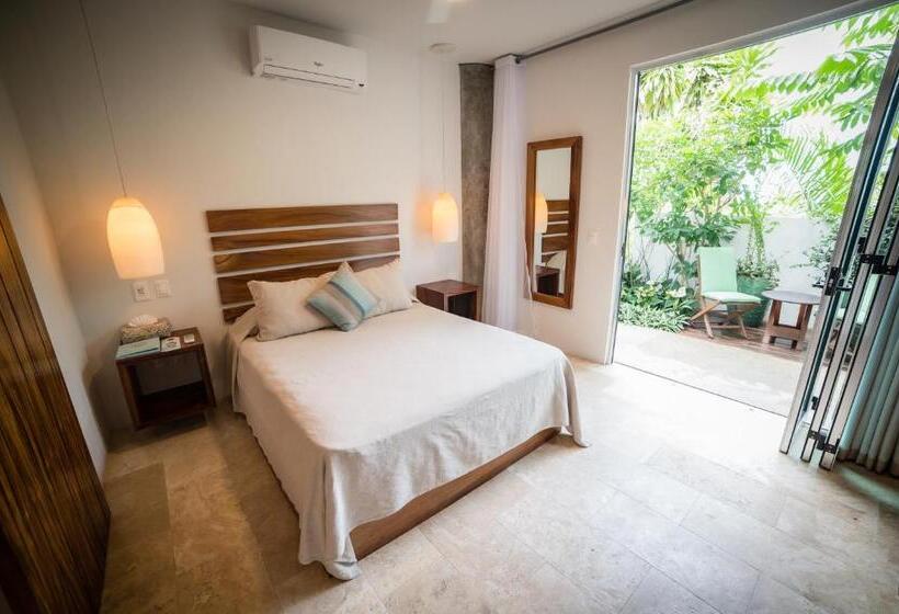 חדר דלוקס נוף לגינה, Anjali Casa Divina