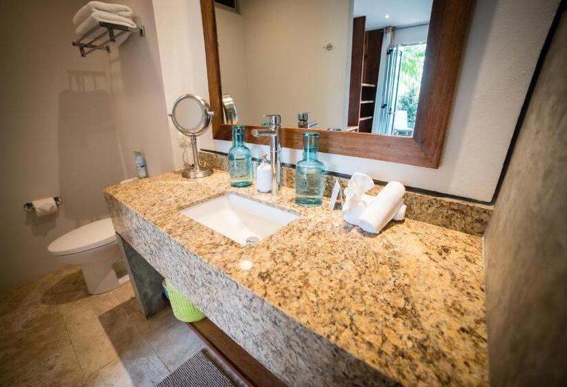 חדר דלוקס נוף לגינה, Anjali Casa Divina