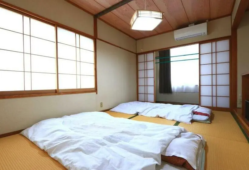 Habitació Triple Estàndard, Suikoen
