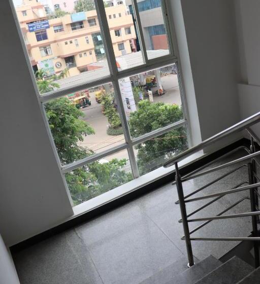 Quarto Deluxe, Royal N Comforts