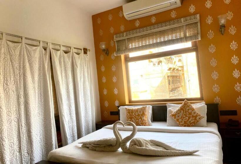 キングサイズベッドのスーペリアルーム, Diamond Guest House