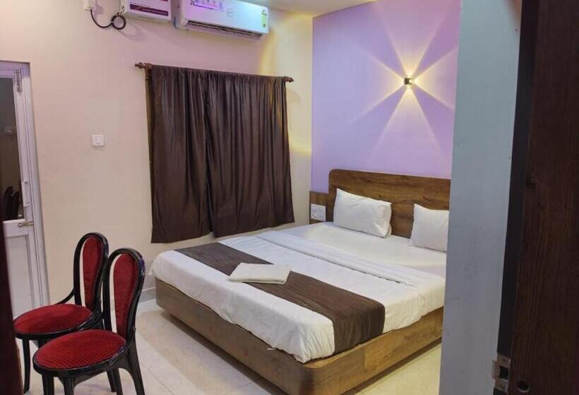 חדר דלוקס, Blue Sagar Puri Official