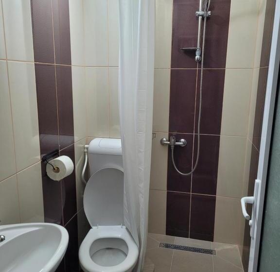 四人标准间, Vila Dalex