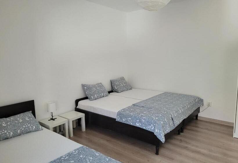 四人标准间, Vila Dalex