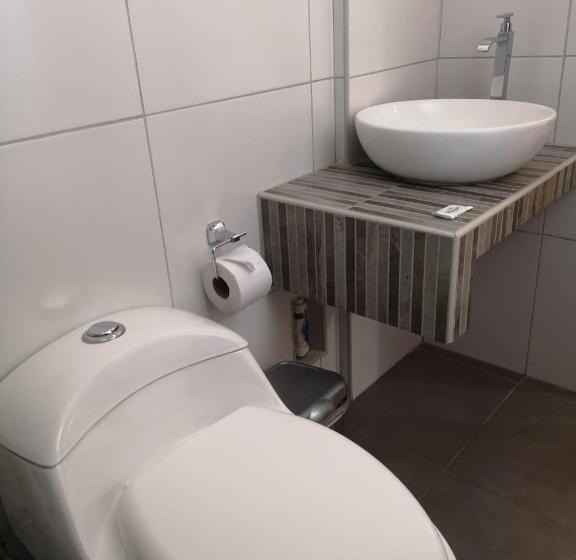 اتاق استاندارد سه نفره, Paraiso Wasi