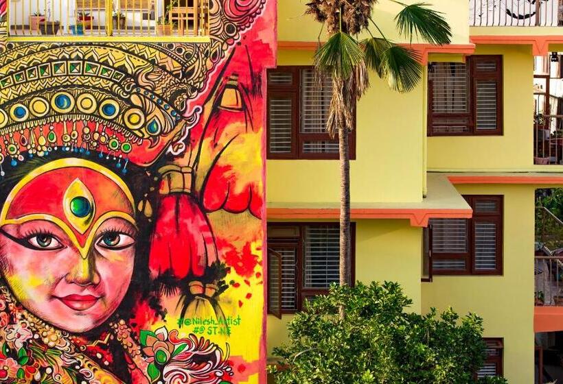 غرفة ديلوكس, Flock Kathmandu